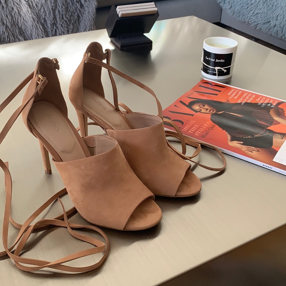 Aldo Zelia Strappy Sandals in Tan